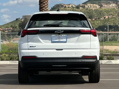 New 2027 Chevrolet Bolt LT w/ Comfort Package image 5