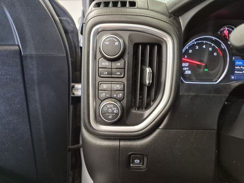 Used 2019 Chevrolet Silverado 1500 LT Trail Boss AWD/4WD image 23