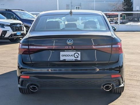 Used 2025 Volkswagen Jetta GLI Autobahn image 4