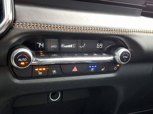 Certified 2025 MAZDA CX-50 2.5 Hybrid w/ Weather Package image 17