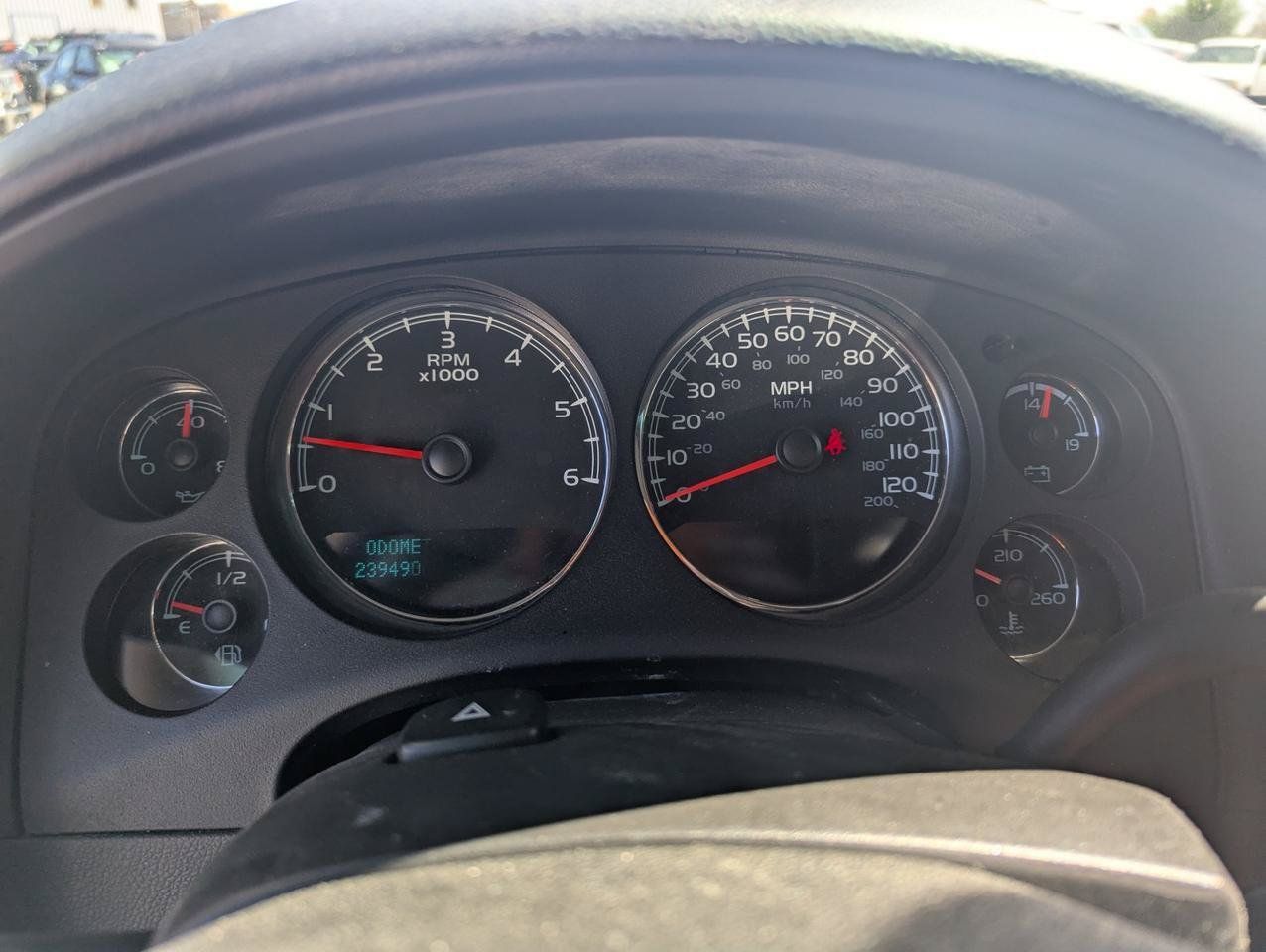 Used 2013 GMC Yukon XL SLT AWD/4WD image 14
