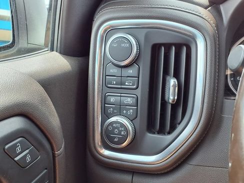 Used 2020 GMC Sierra 1500 SLT AWD/4WD image 10