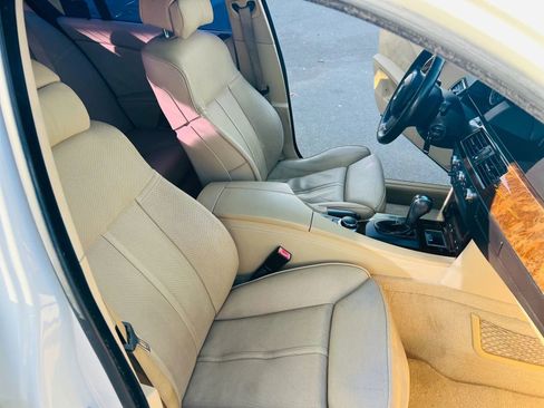 Used 2007 BMW 550i Sedan image 14