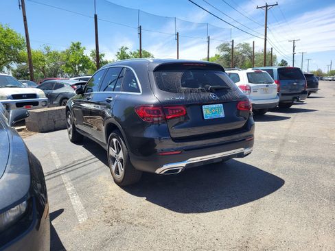 Used 2022 Mercedes-Benz GLC 300 4MATIC image 20