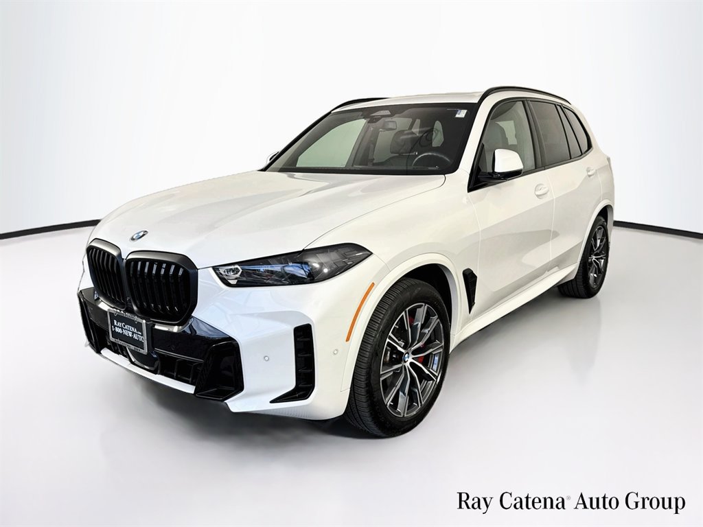 Used 2026 BMW X5 xDrive40i w/ M Sport Package AWD/4WD image 3