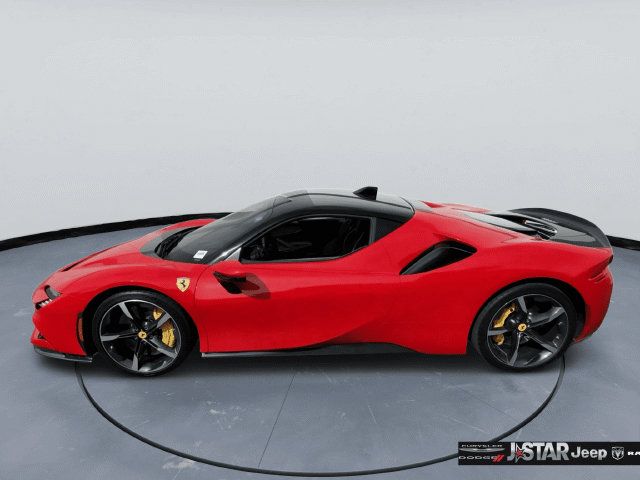 Used 2022 Ferrari SF90 Stradale AWD/4WD image 8