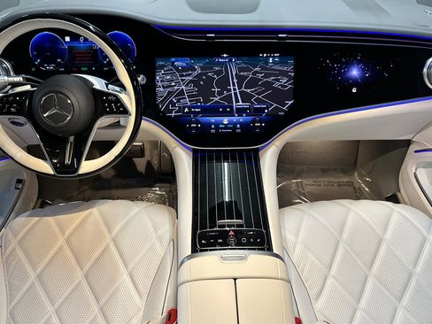 New 2025 Mercedes-Benz Maybach EQS 680 4MATIC image 14