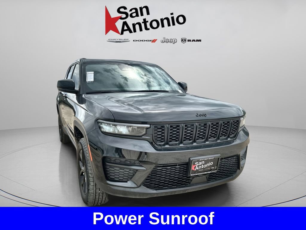 New 2025 Jeep Grand Cherokee Altitude RWD image 3