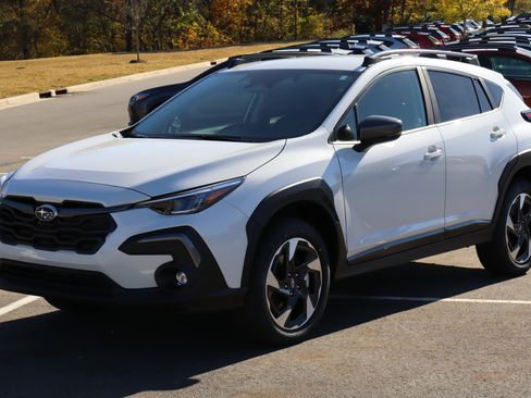 New 2026 Subaru Crosstrek 2.5i Limited image 2