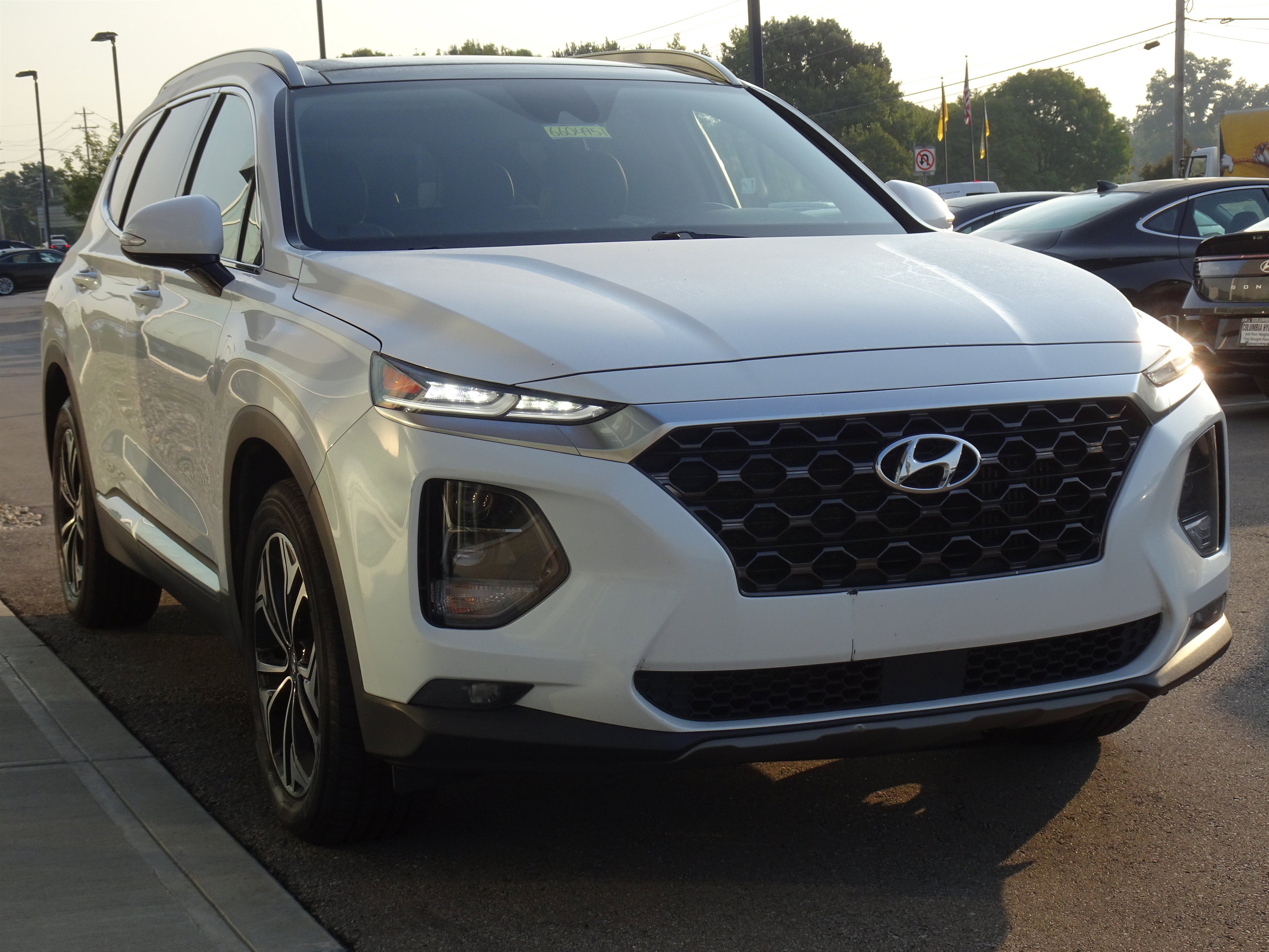 Used 2019 Hyundai Santa Fe Limited FWD image 6
