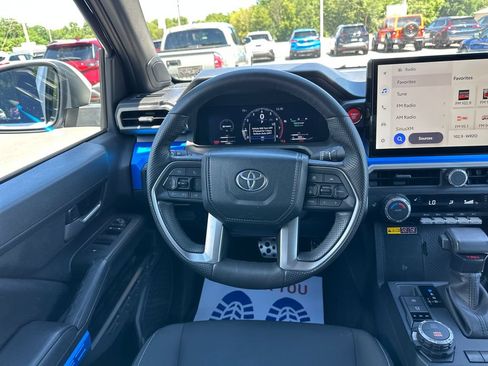 Used 2024 Toyota Tacoma TRD Sport w/ TRD Sport Upgrade Package AWD/4WD image 19