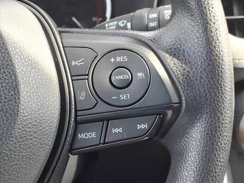 Used 2024 Toyota RAV4 XLE image 27