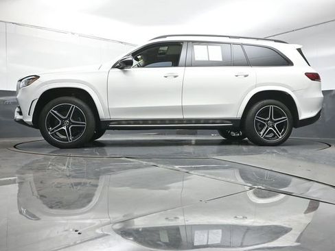 Used 2023 Mercedes-Benz GLS 450 4MATIC image 38