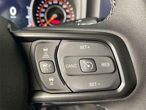 New 2025 Jeep Gladiator Sport image 12