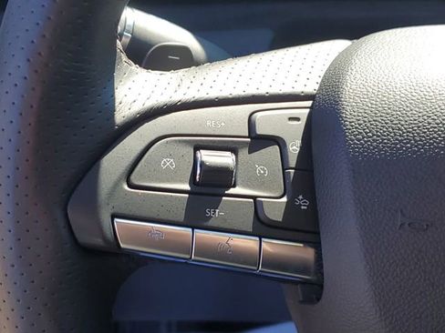 Used 2025 Cadillac XT4 Sport AWD/4WD image 9
