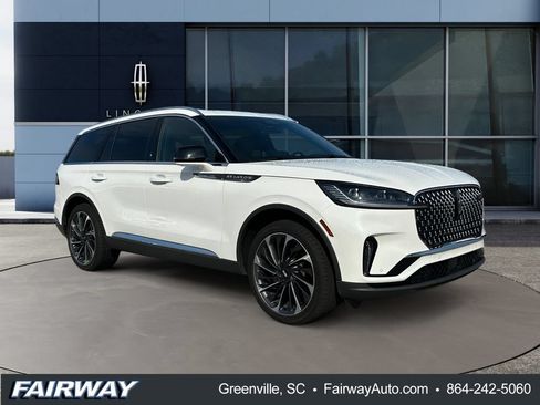 Used 2025 Lincoln Aviator Reserve w/ Equipment Group 201A AWD/4WD image 4