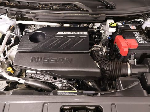 Used 2023 Nissan Rogue SV FWD image 18