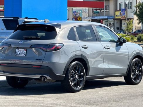 Used 2024 Honda HR-V Sport image 4