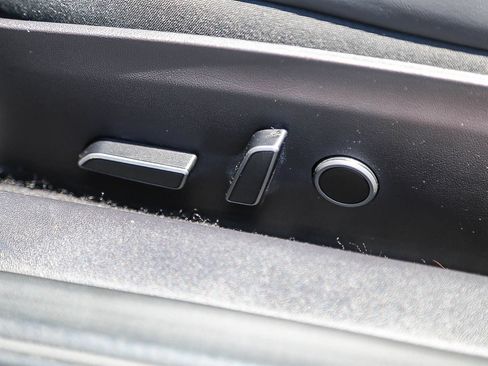 Used 2023 Tesla Model 3 Standard Range RWD image 19