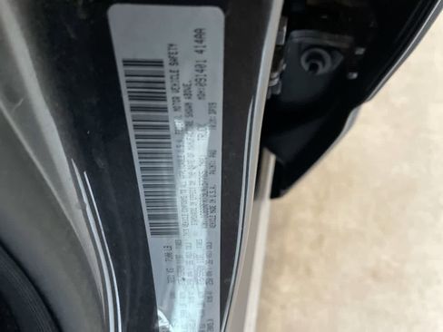 Used 2020 RAM 1500 Laramie image 27