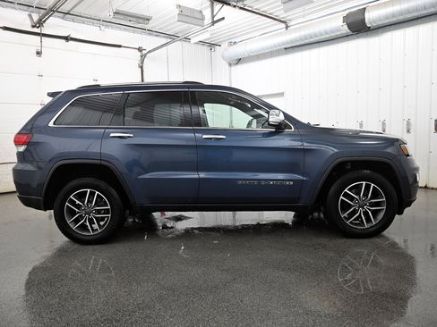 Used 2020 Jeep Grand Cherokee Limited w/ Premium Lighting Group image 35