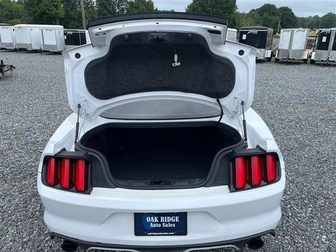 Used 2016 Ford Mustang GT Premium w/ GT Performance Package RWD image 13