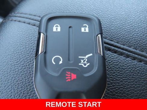 Used 2024 GMC Terrain SLE w/ Driver Convenience Package AWD/4WD image 36