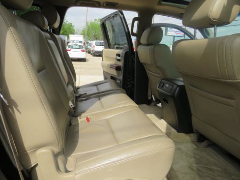 Used 2008 Toyota Sequoia Limited image 28