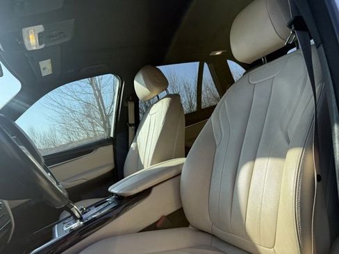 Used 2017 BMW X5 xDrive35i image 12