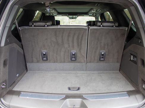 Used 2025 Cadillac Escalade V AWD/4WD image 24