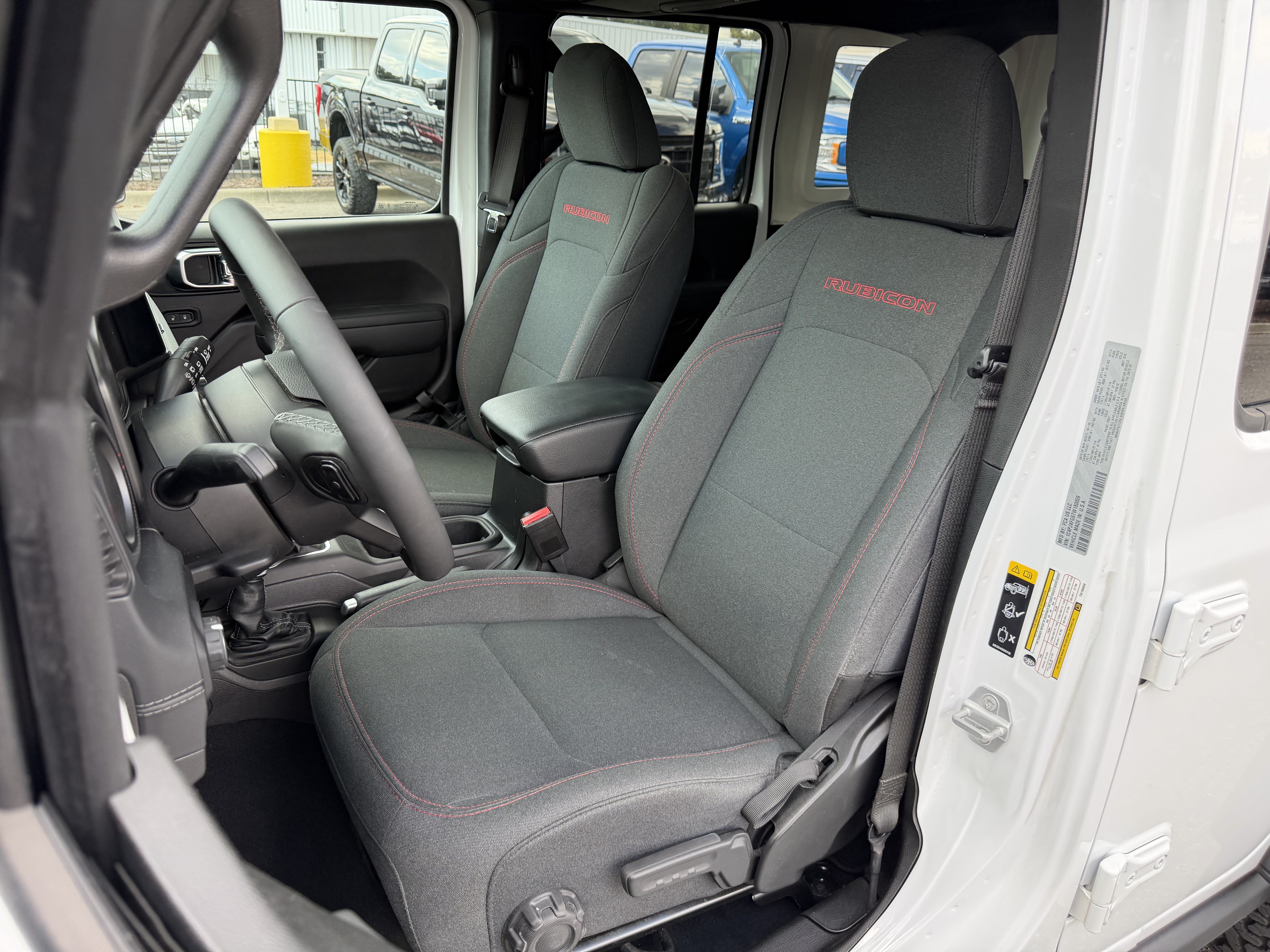 Used 2026 Jeep Wrangler Unlimited Rubicon AWD/4WD image 16