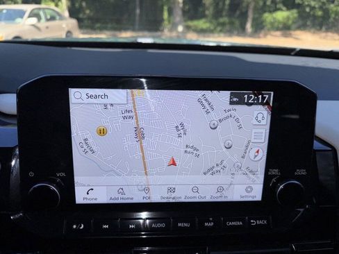 Certified 2024 Nissan Pathfinder SL image 16