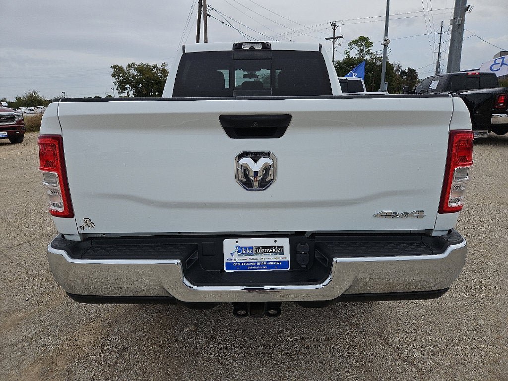 Used 2024 RAM 2500 Tradesman w/ Chrome Appearance Group AWD/4WD image 6