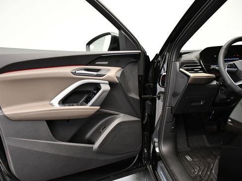 New 2025 Audi Q5 Premium Plus image 30