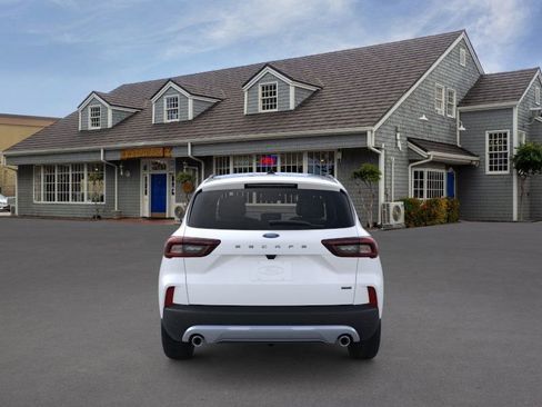 New 2025 Ford Escape SE image 28