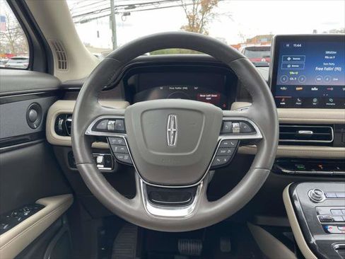 Used 2022 Lincoln Nautilus Reserve w/ Equipment Group 201A image 20