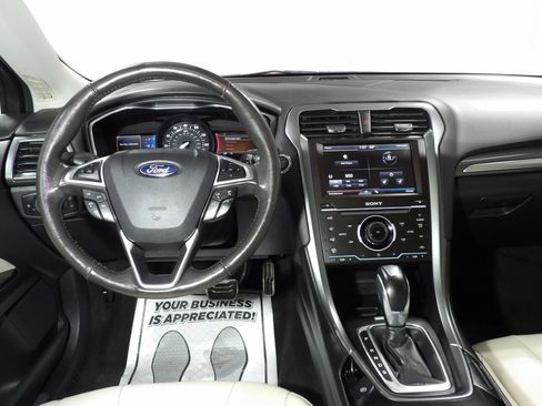 Used 2015 Ford Fusion Titanium image 13