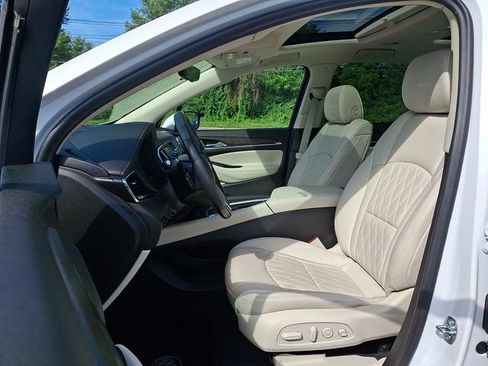 Used 2023 Buick Enclave Avenir w/ Avenir Technology Package AWD/4WD image 15
