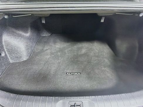 Used 2024 Nissan Altima 2.5 SR FWD image 26