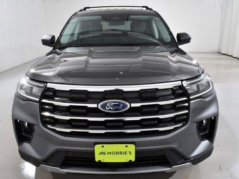 New 2026 Ford Explorer Active w/ Active Comfort Package image 3