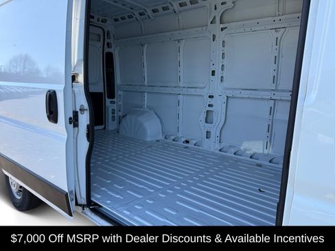 New 2026 RAM ProMaster 2500 w/ Convenience Group FWD image 14