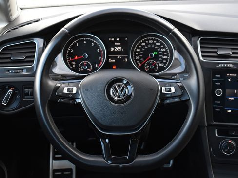 Used 2019 Volkswagen Golf Alltrack SE image 23