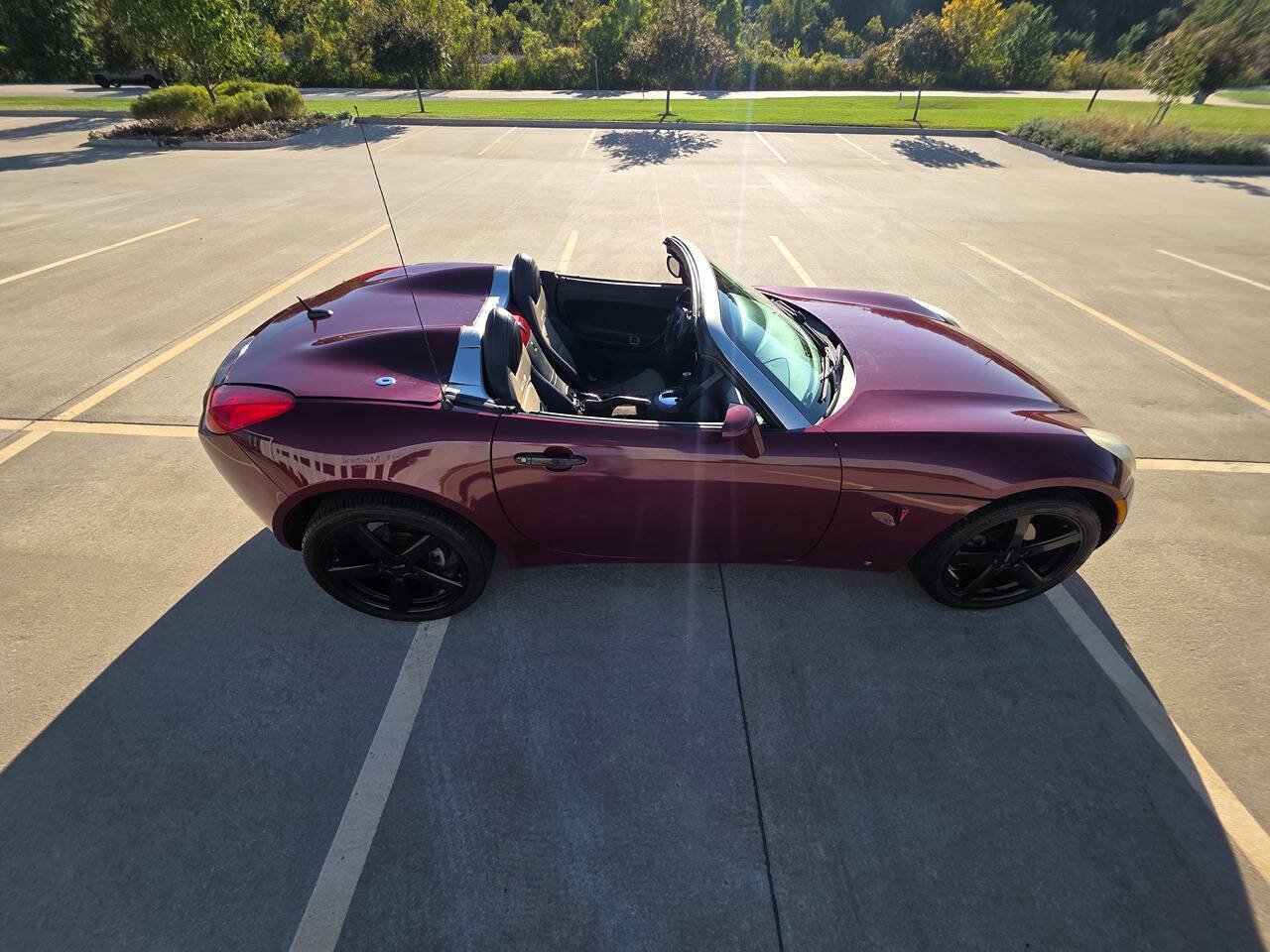 Used 2009 Pontiac Solstice Convertible w/ Premium Package RWD image 14