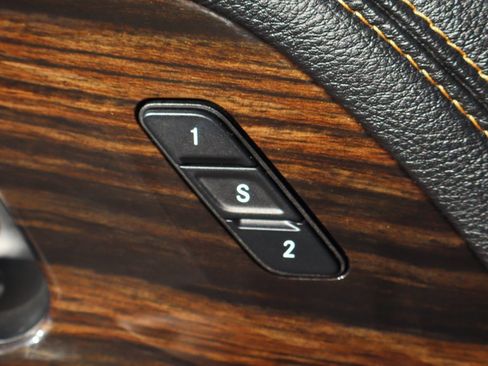 Used 2022 Chrysler Pacifica Pinnacle image 16