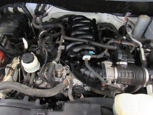 Used 2017 Nissan NV 3500 SV w/ Technology Package image 29