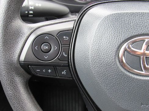 Used 2025 Toyota RAV4 LE image 19