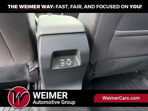 Used 2026 Subaru Crosstrek 2.5i Premium AWD/4WD image 18