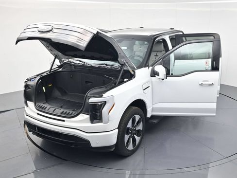 Used 2023 Ford F150 Lightning Platinum AWD/4WD image 51