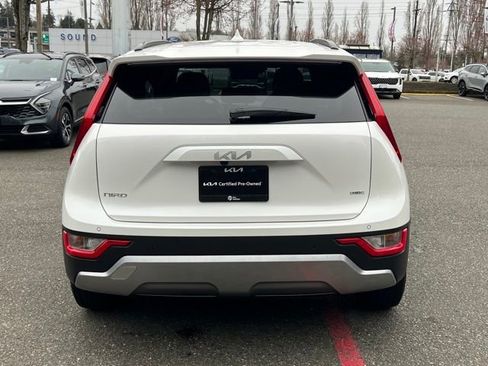 Certified 2023 Kia Niro EX image 8