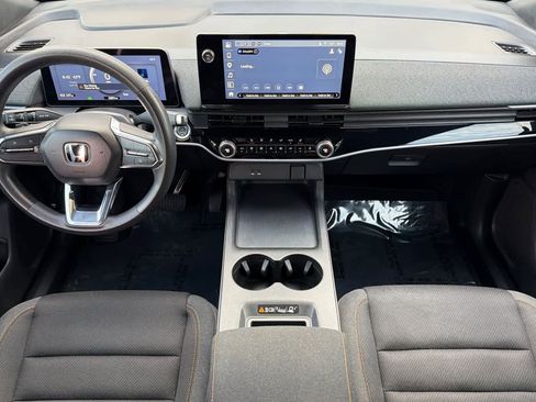 Used 2024 Honda Prologue EX image 3